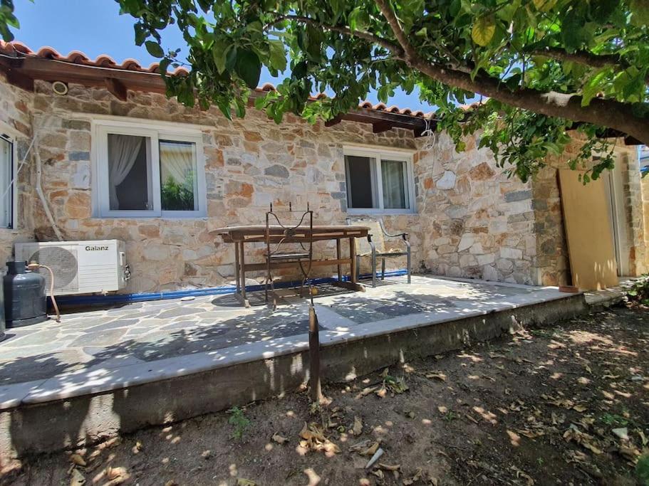 Confortable House In Nature Apartment Fofola Екстериор снимка
